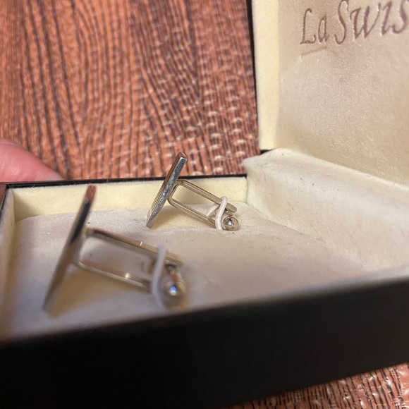 La Swiss cuff links - Picture 2 of 4